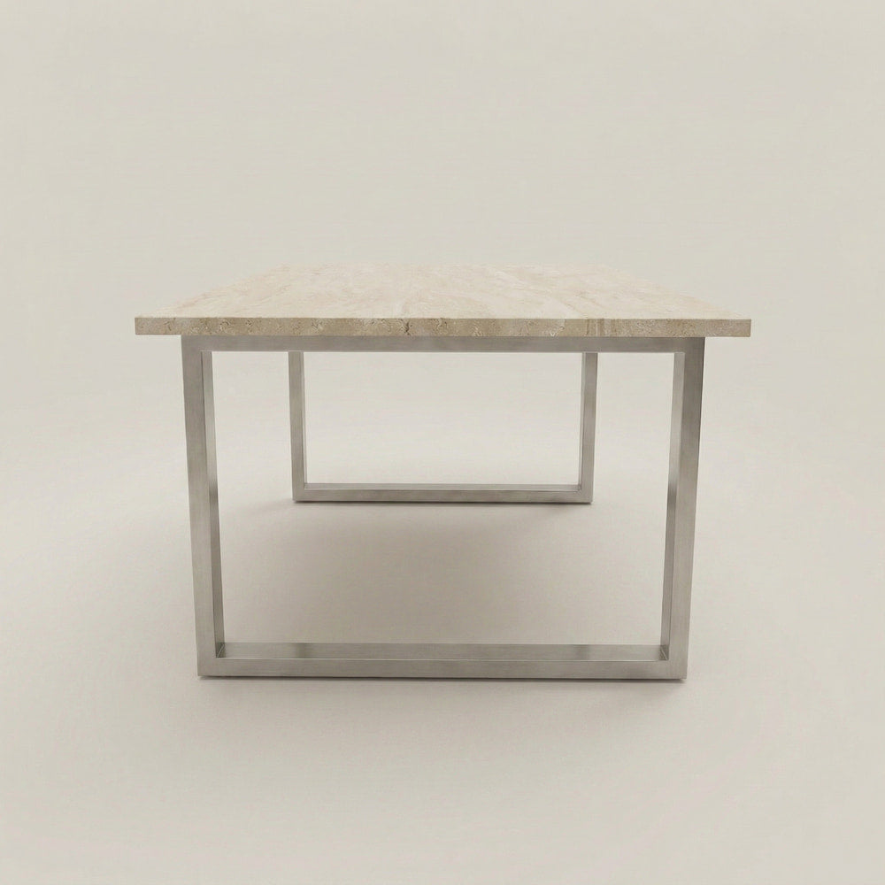Edelstahl Esstisch mit Daino Royale Steinplatte beige Frontansicht