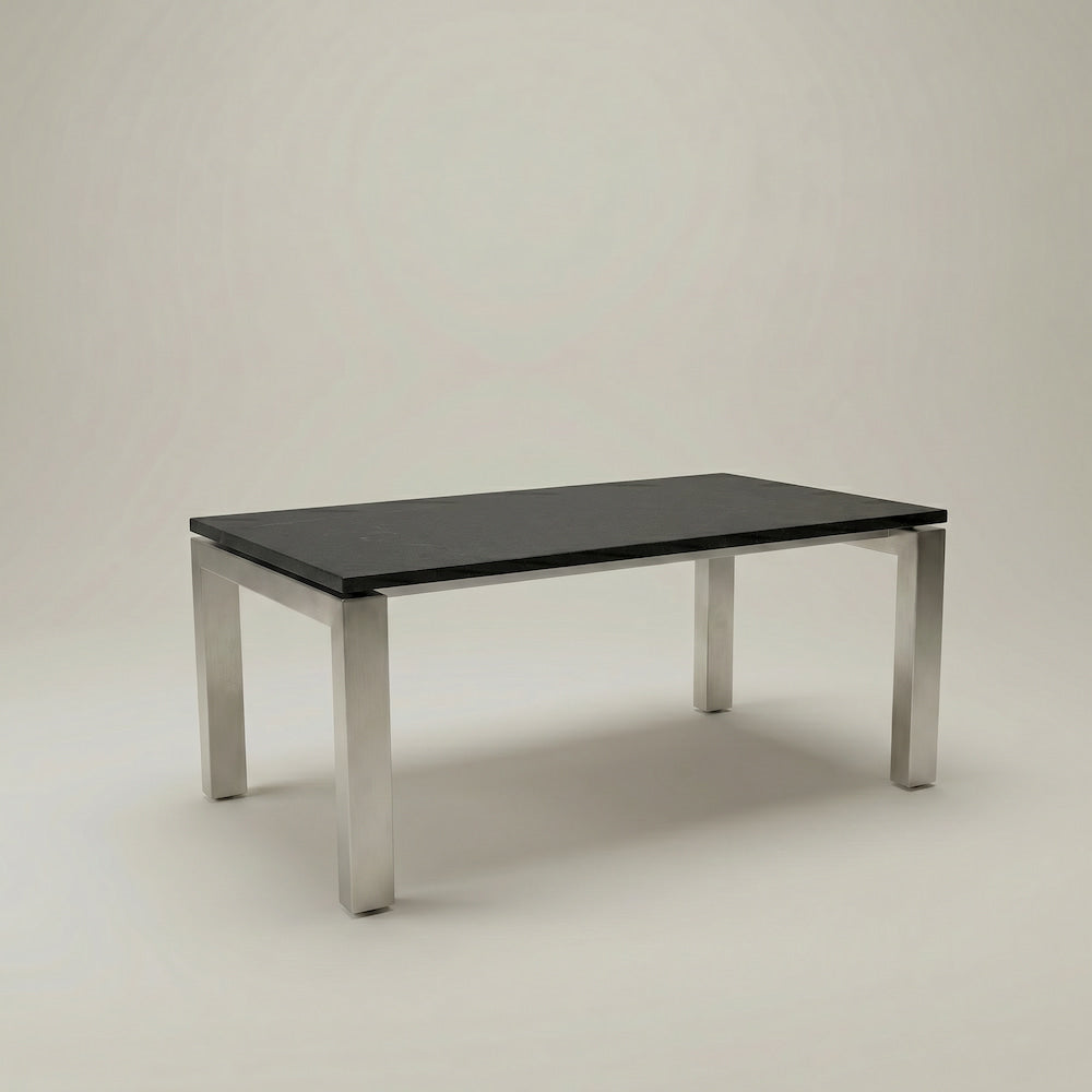 Hiru Couchtisch aus Edelstahlgestell mit Steinplatte Nero Assoluto